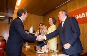 EL DR. MIKEL SÁNCHEZ RECIBE EL PREMIO MAPFRE AL "DESARROLLO DE LA TRAUMATOLOGÍA APLICADA"